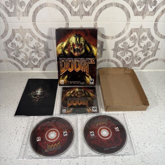 Doom 3 (2004) id Software‎ FPS Survial Horror (3) CD-ROM PC Game - Picture 1 of 7
